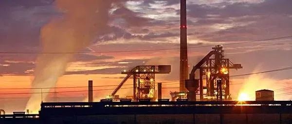 1-10月钢铁行业利润总额暴跌92.7％